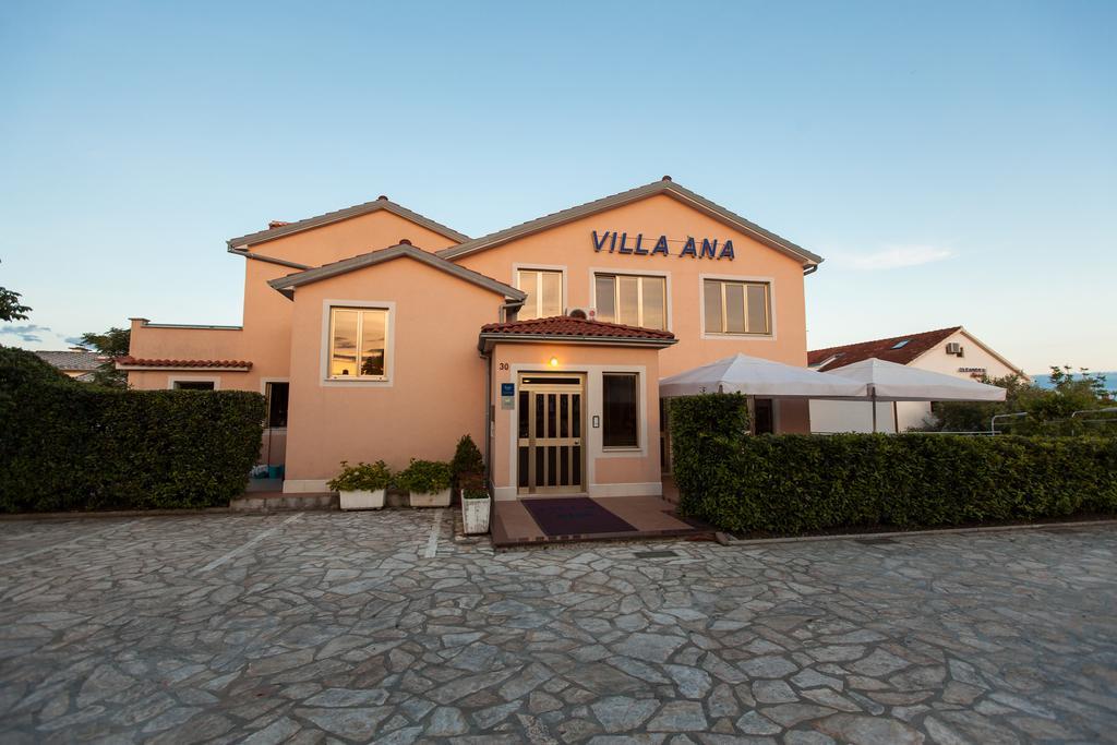 Apartments Villa Ana Krk Town Dış mekan fotoğraf